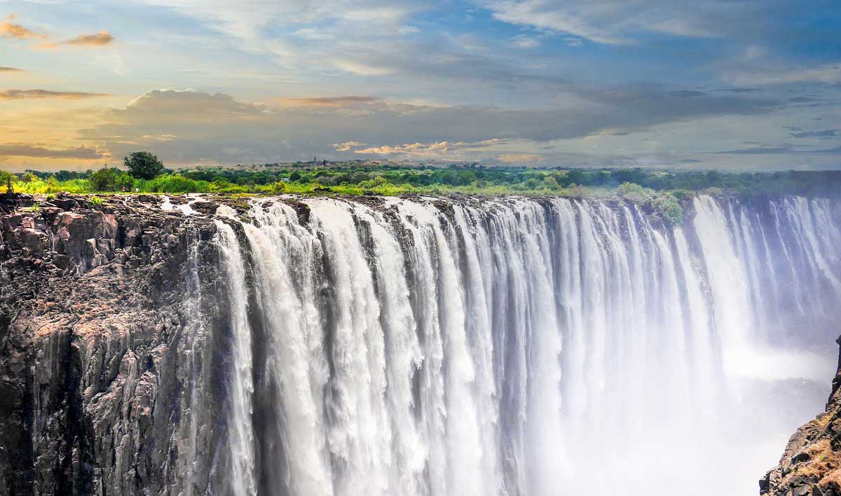 Holiday Destination Zimbabwe Victoria Falls