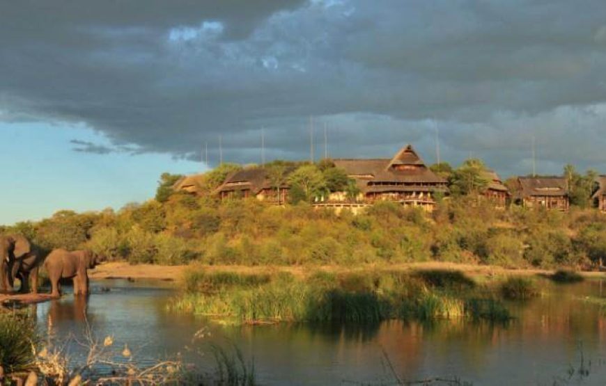 Kifurushi cha Victoria Falls Safari Lodge