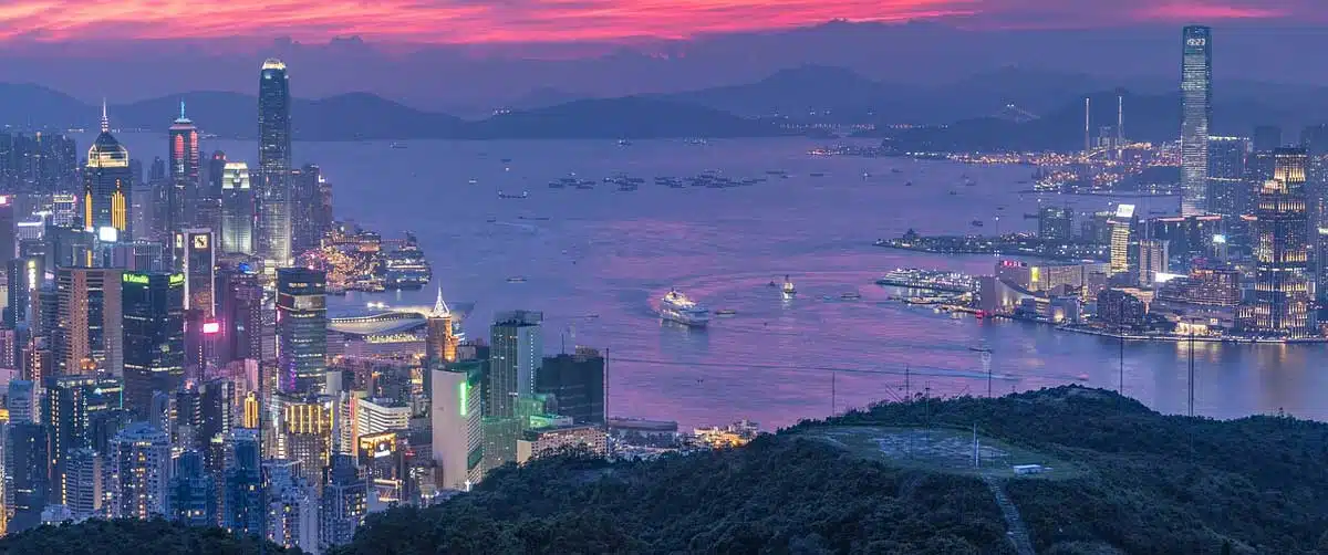Destination Hong Kong Victoria Harbour