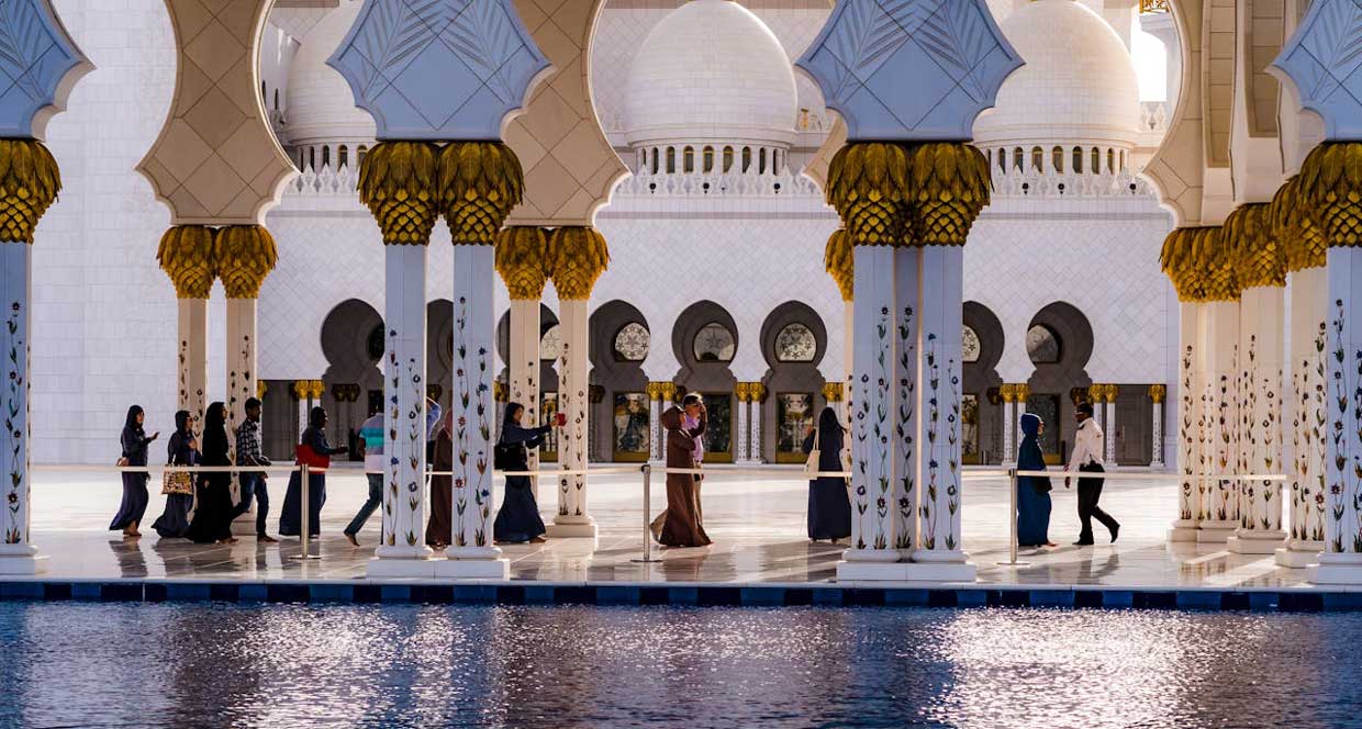 Abu Dhabi Mosque - Middle East’s First eVTOL Launch